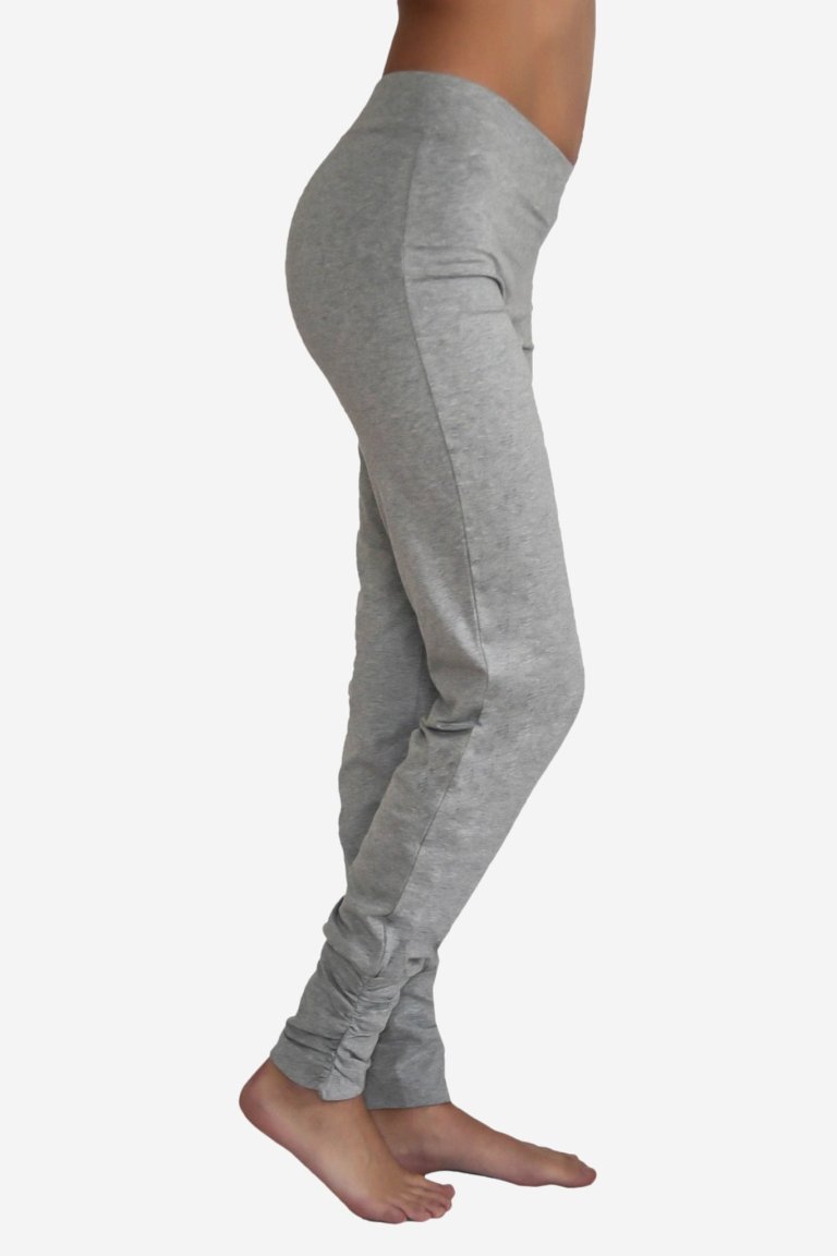 yogabyxor grå modell sidan