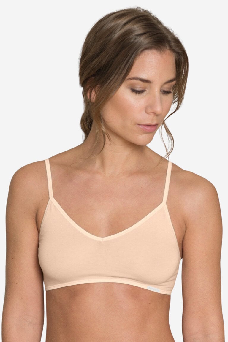 ekologisk mjuk bh bygellös camilla beige modell närbild