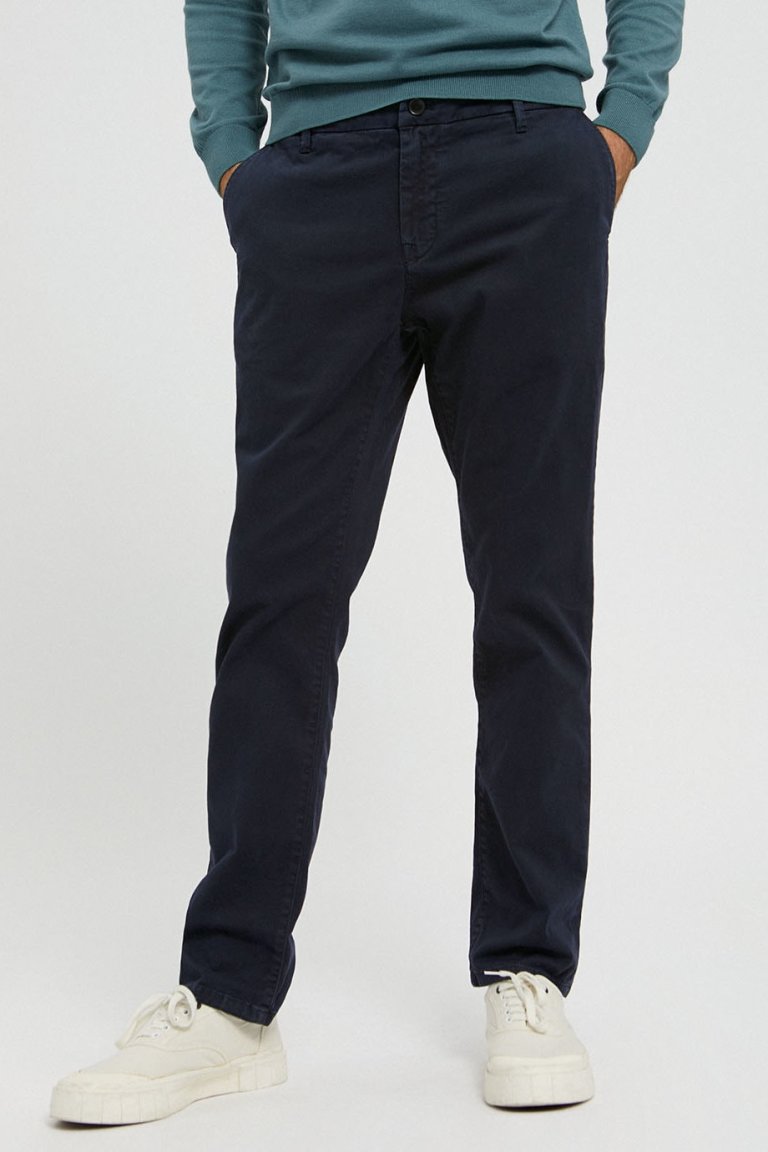 chinos herr aato marinblå modell