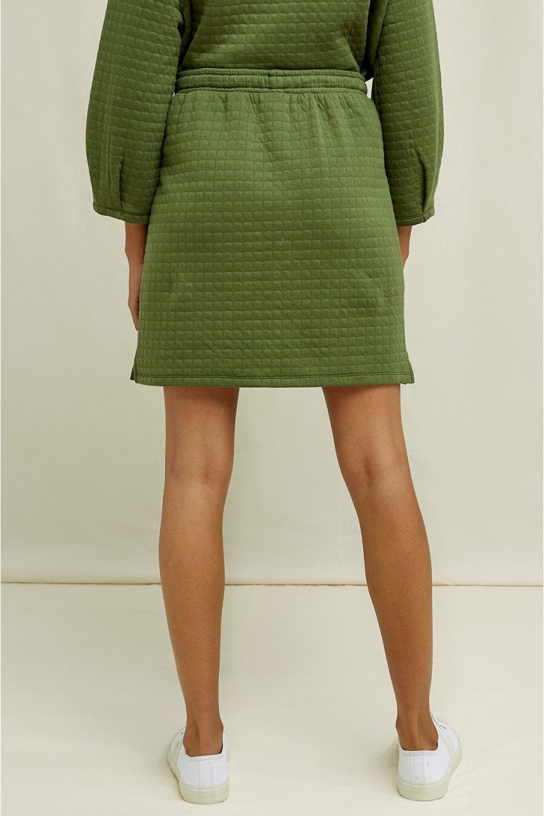 kjol quiltad lia kaki modell bakifrån