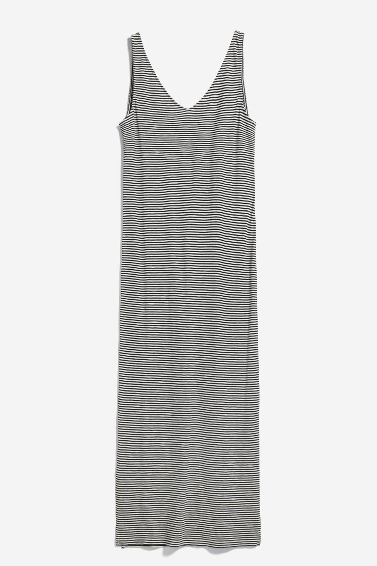 klänning madalenaa finrandig svart