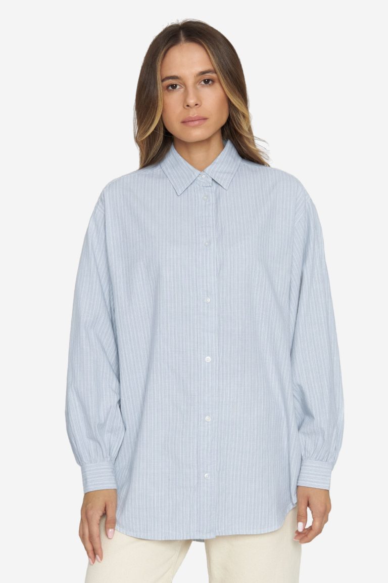 ekologisk skjorta dam oversize finrandig blå modell