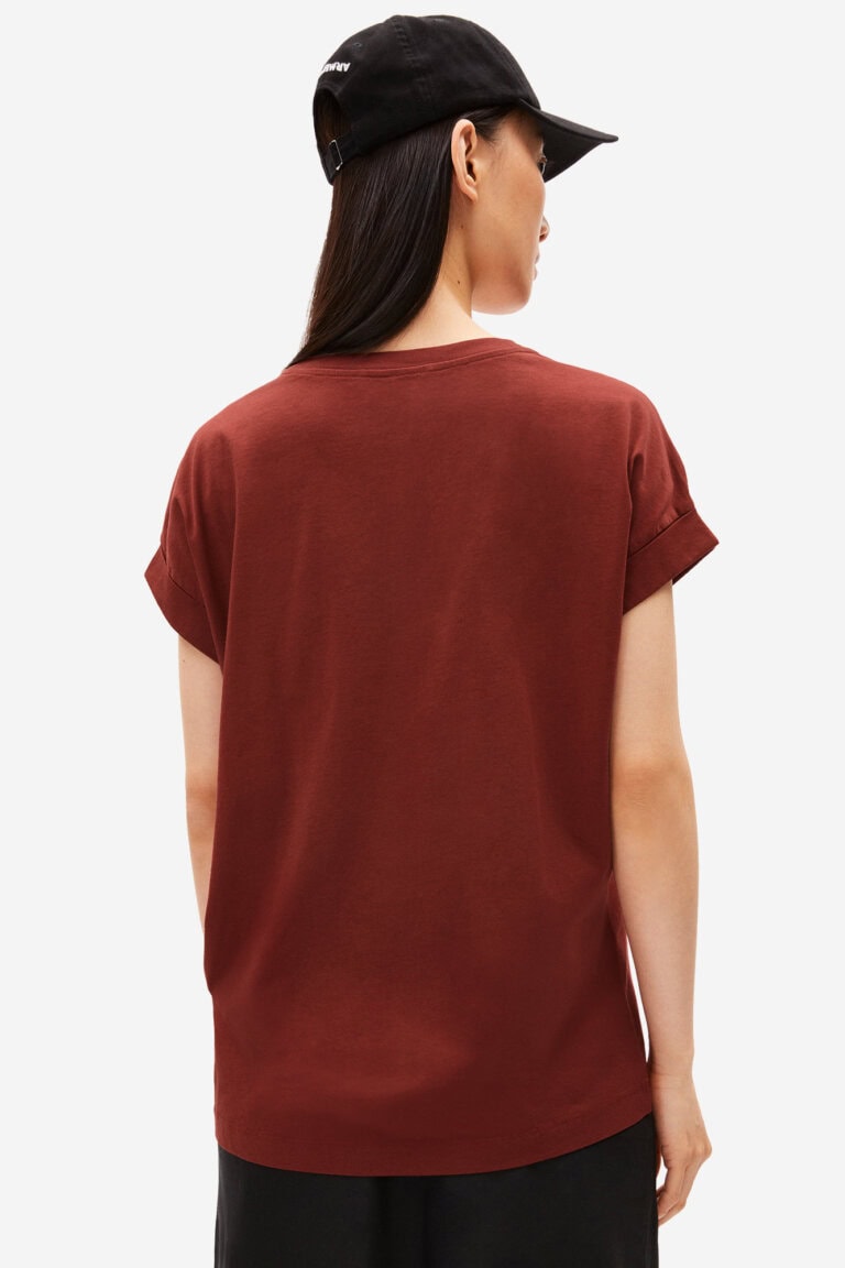 ekologisk topp idaara vinröd modell bakifrån