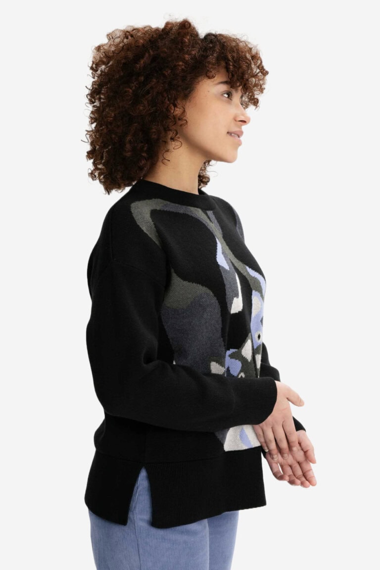 ekologisk tröja boxy motivstickad faiza katter modell sidan