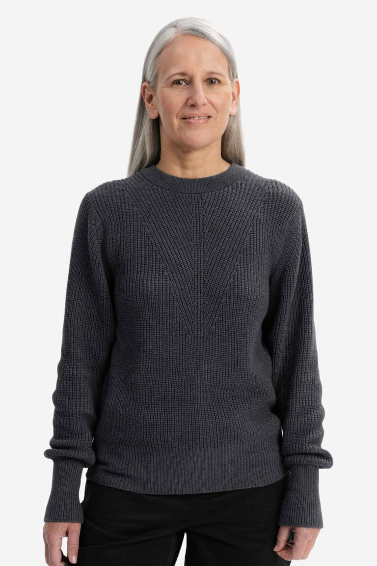 ekologisk tröja strukturstickad gauri gråmelerad modell