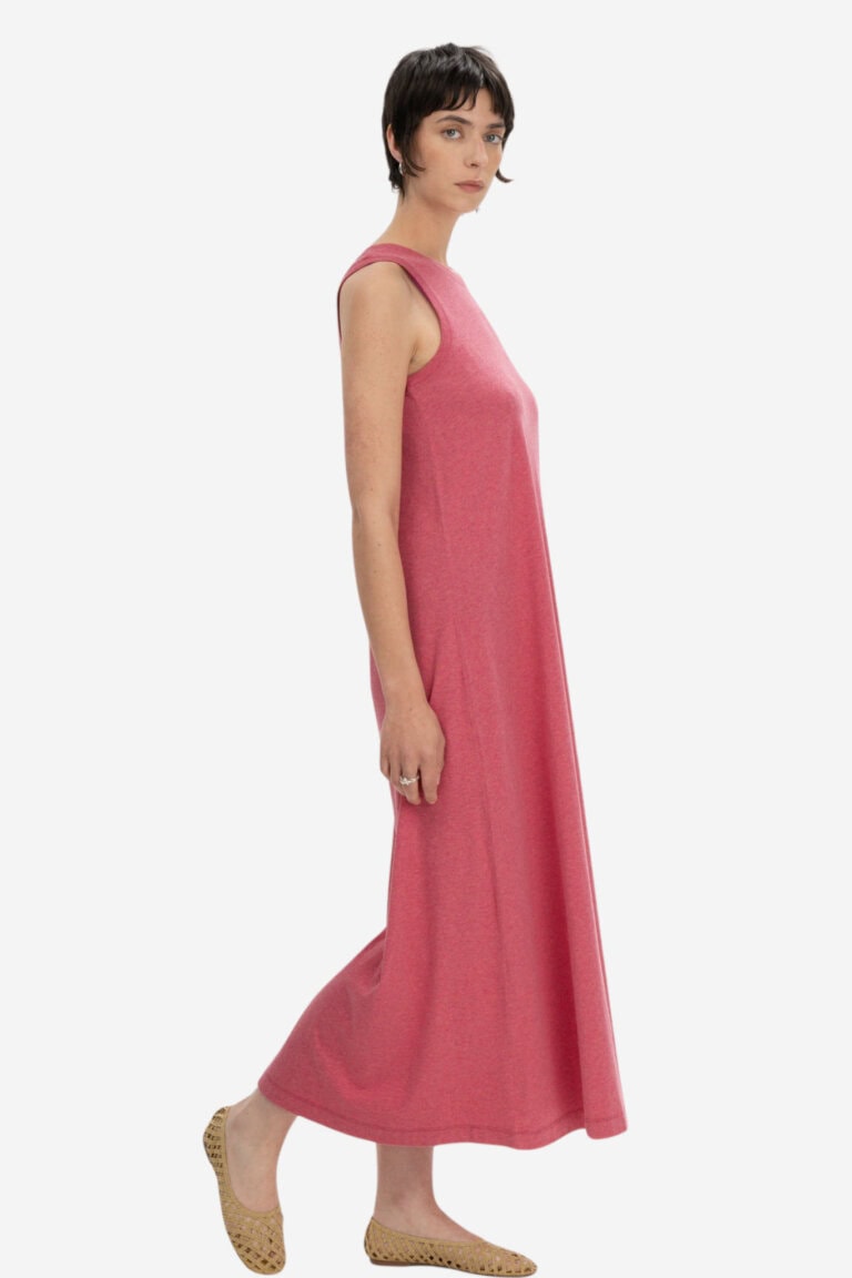 ekologisk-maxiklanning-mahika-rosa-melerad-modell-sidan